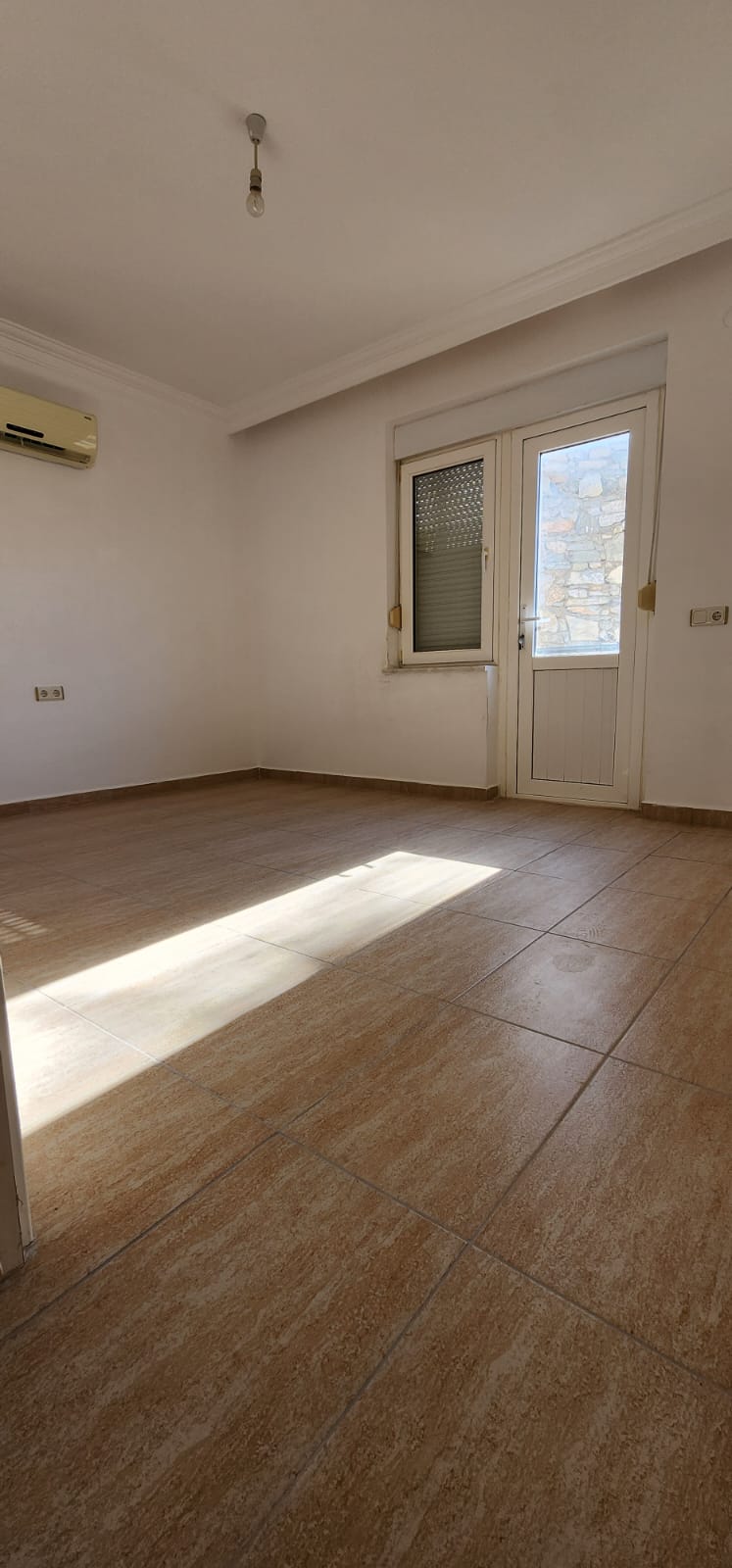 EXCEPTIONAL LIFESTYLE AND INVESTMENT APARTMENTS - 13