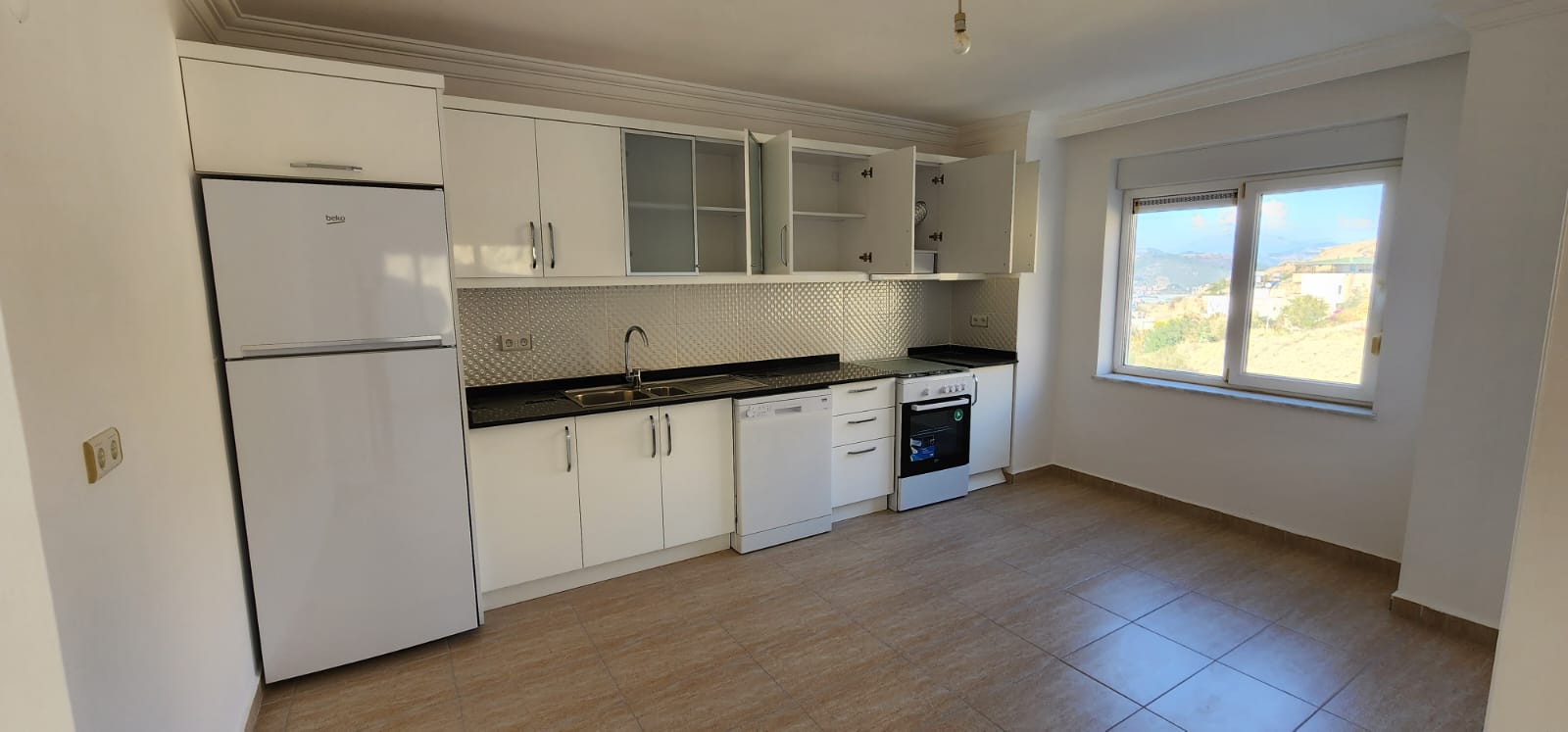 EXCEPTIONAL LIFESTYLE AND INVESTMENT APARTMENTS - 10